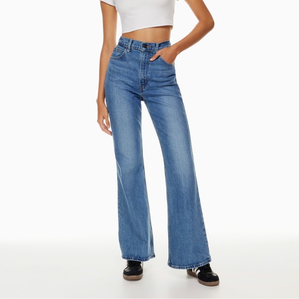 Levi’s 70’s high flare jeans size 25